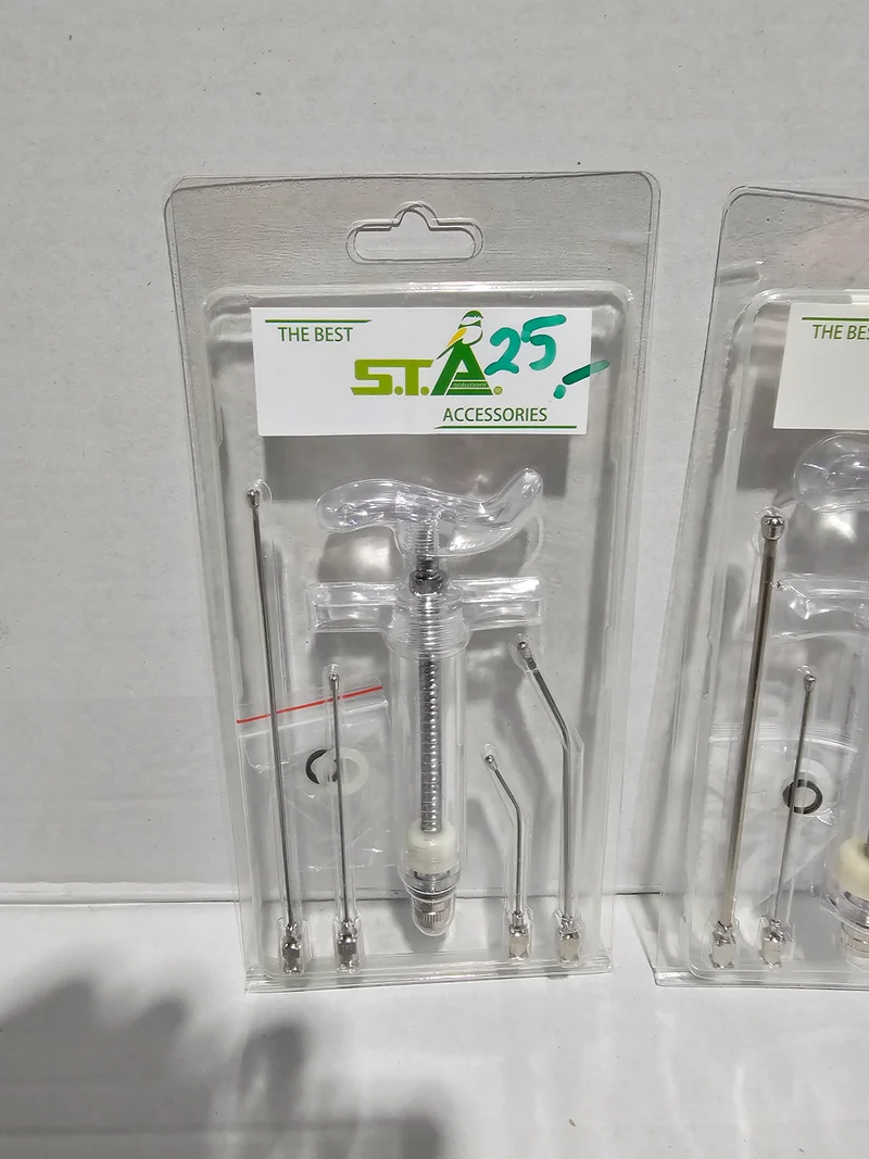 STA-I131 Set d'alimentation pour canaris / Seringue + Aiguilles