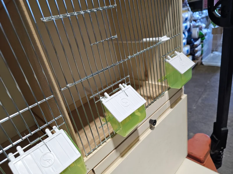 Cage d'élevage en bois 120 cm 3 pièces - Avec couvertures avant et gamelles (ARTICLE VOLUMINEUX)