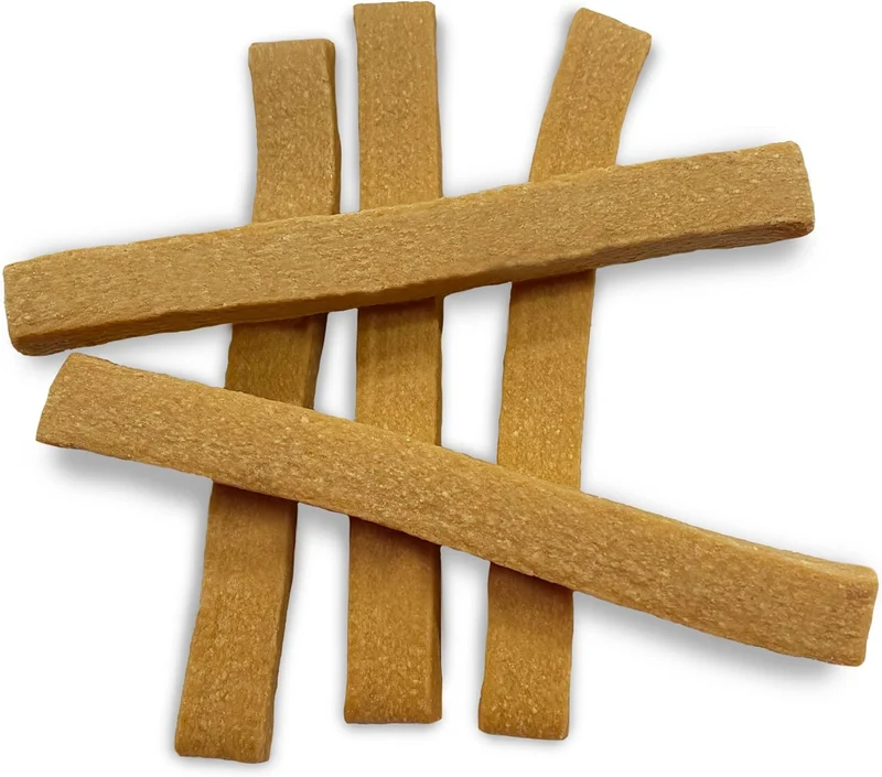 Himalayan Yogurt Sticks Bacon Dog Treats 136g