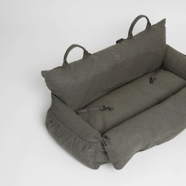 Panier de voiture pour chien Lara Car Seat 2.0 – Staey