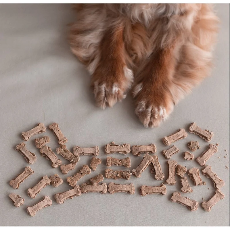 Biscuits artisanaux pour chien – Bœuf & betterave Cooka's Cookies