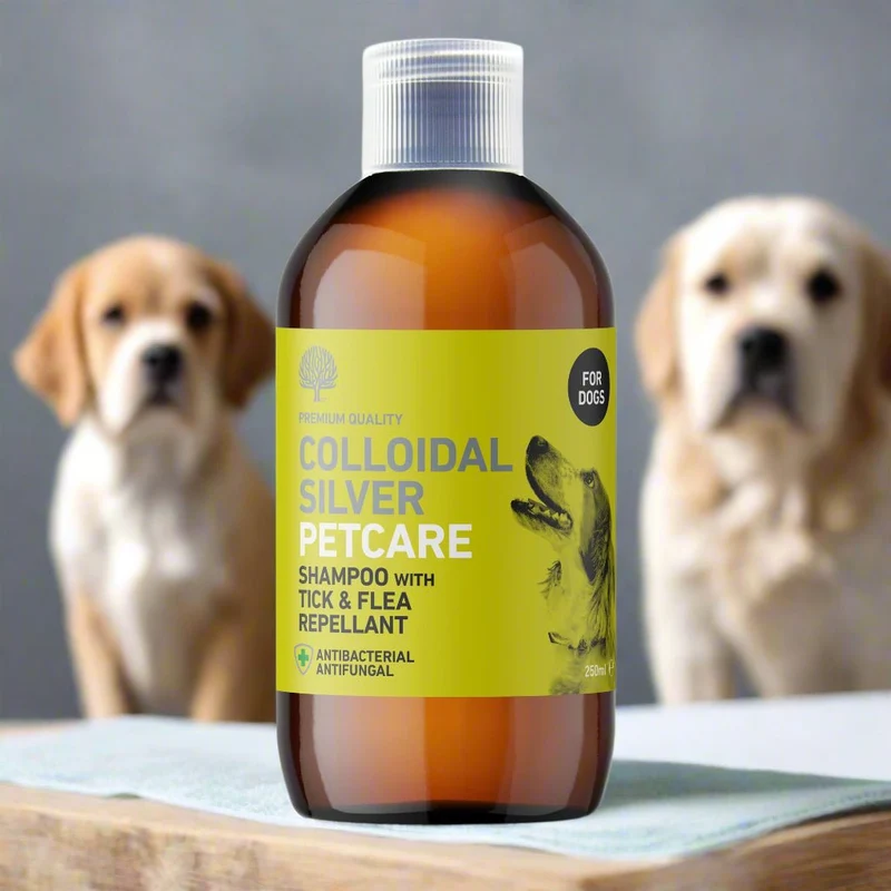 Shampooing à l'argent colloïdal avec répulsif contre les tiques et les puces
