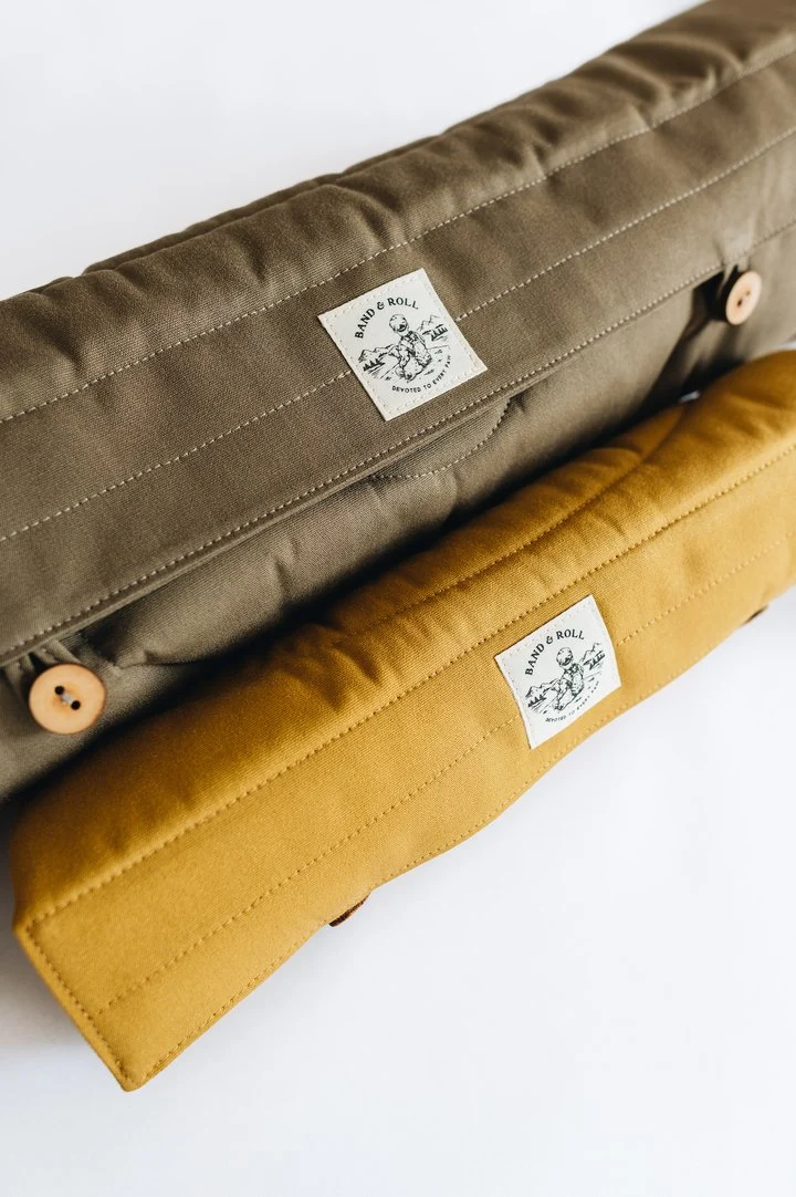 Matelas de voyage pour chien enroulable Compass Band & Roll