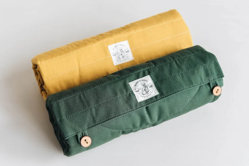 Matelas de voyage pour chien enroulable Compass Band & Roll