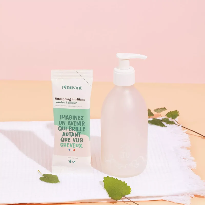 Shampoing purifiant Pimpant – 30g en poudre à diluer (cheveux normaux à gras)