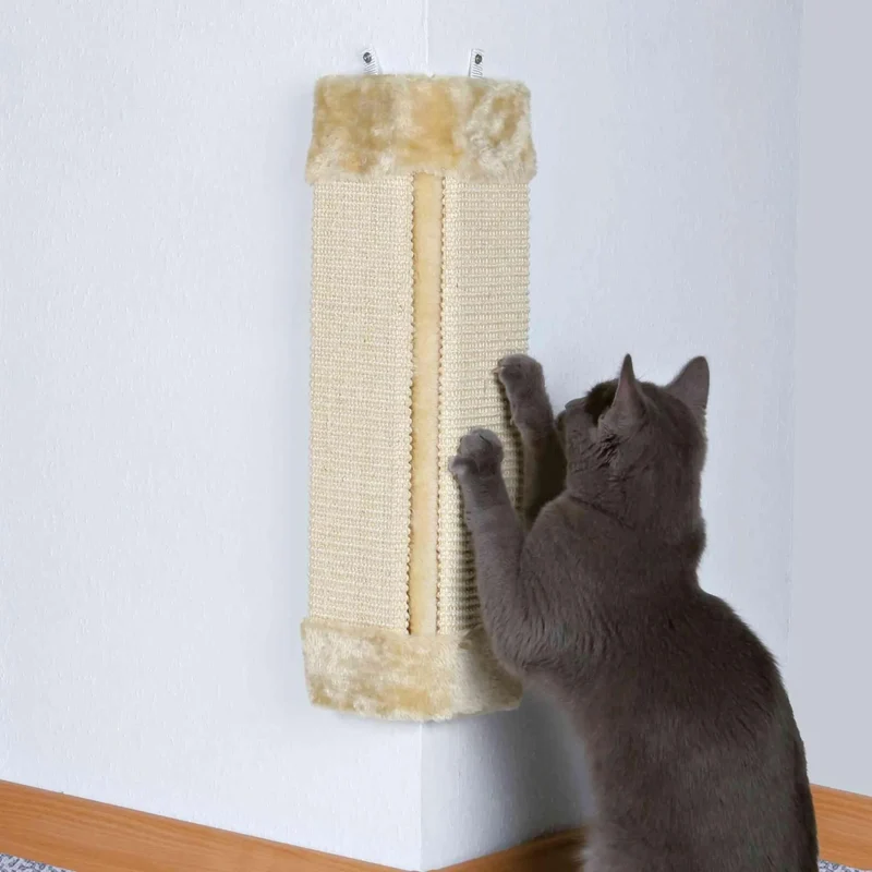 TRIXIE Griffoir pour coins tapis sisal/peluche/catnip 23 x 49 cm naturel/beige