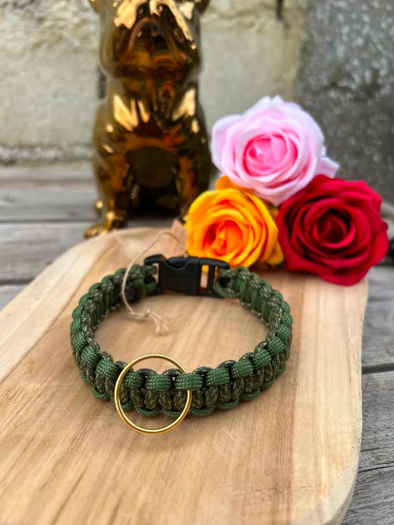 Collier COBRA en paracorde pour petits chiens, chiots & chats