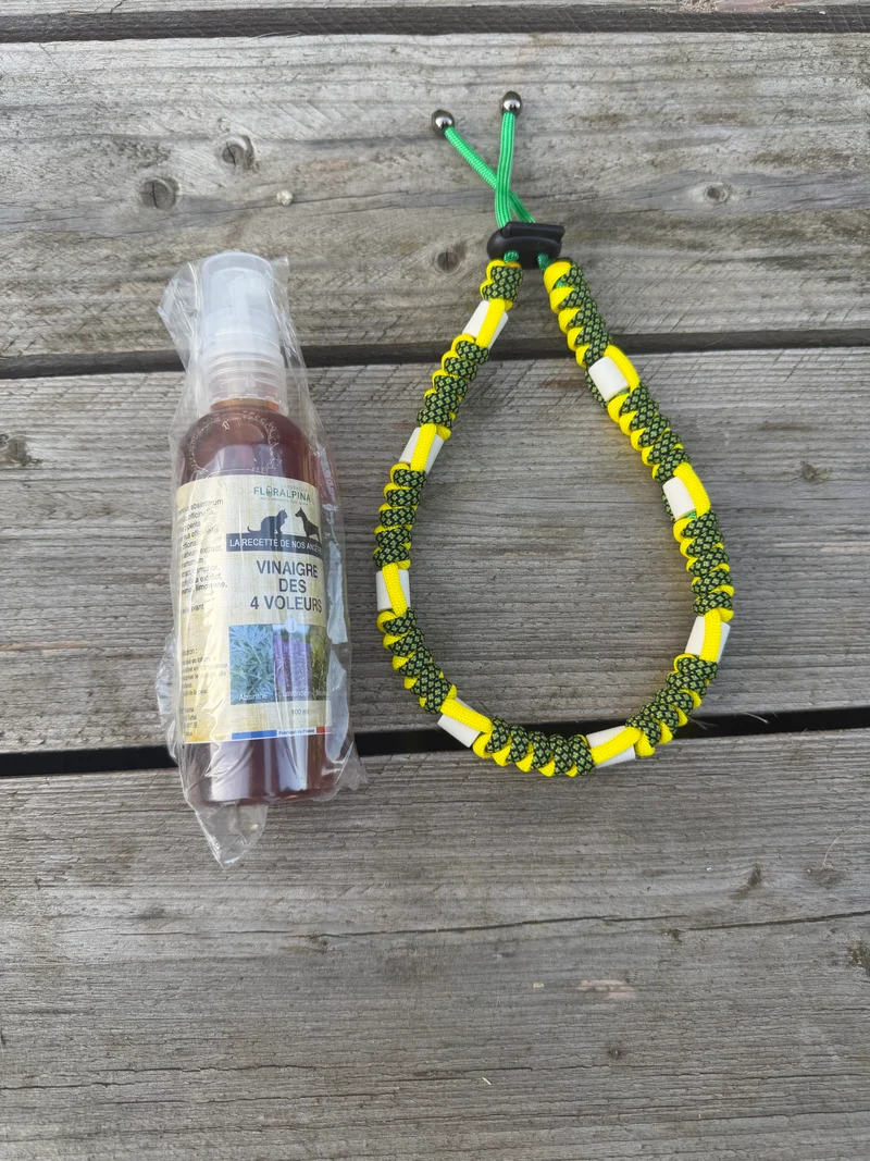 Pack anti-parasitaire (collier anti-tiques naturel + vinaigre des 4 voleurs)