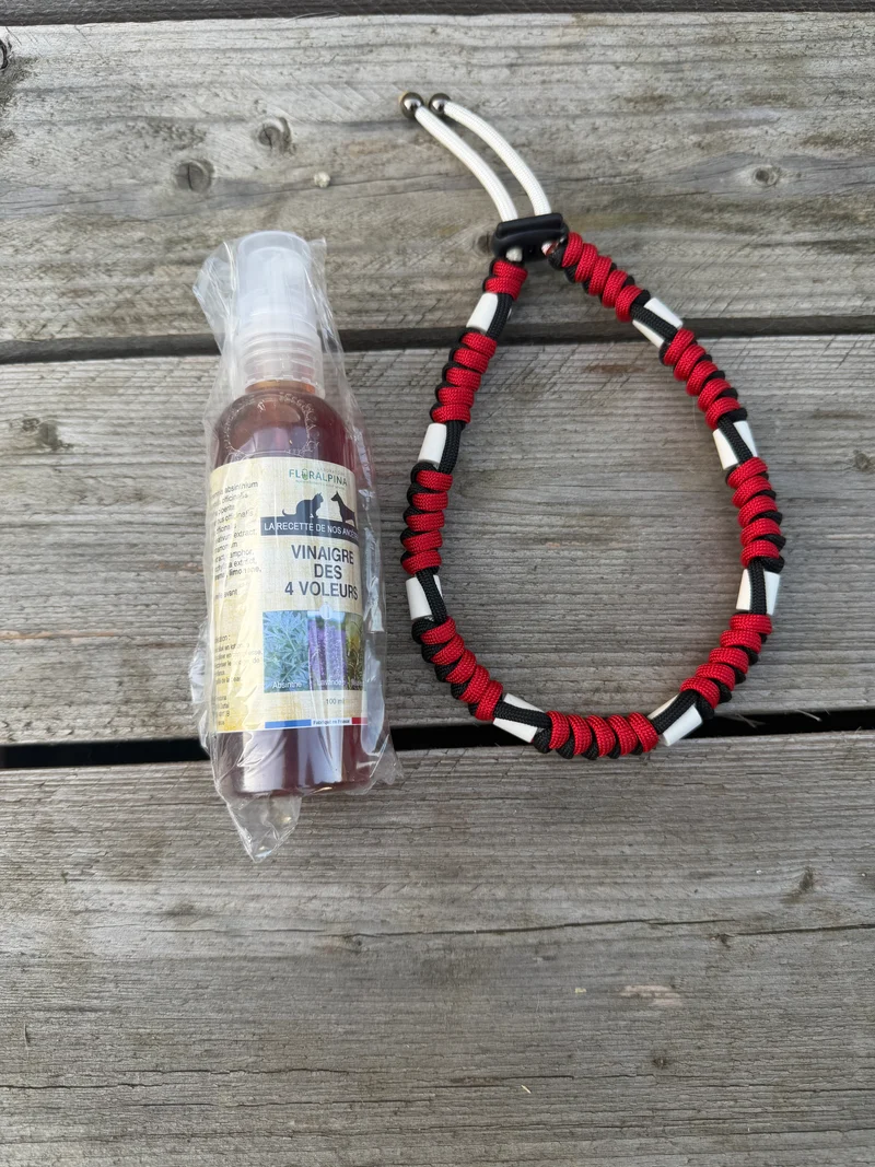 Pack anti-parasitaire (collier anti-tiques naturel + vinaigre des 4 voleurs)