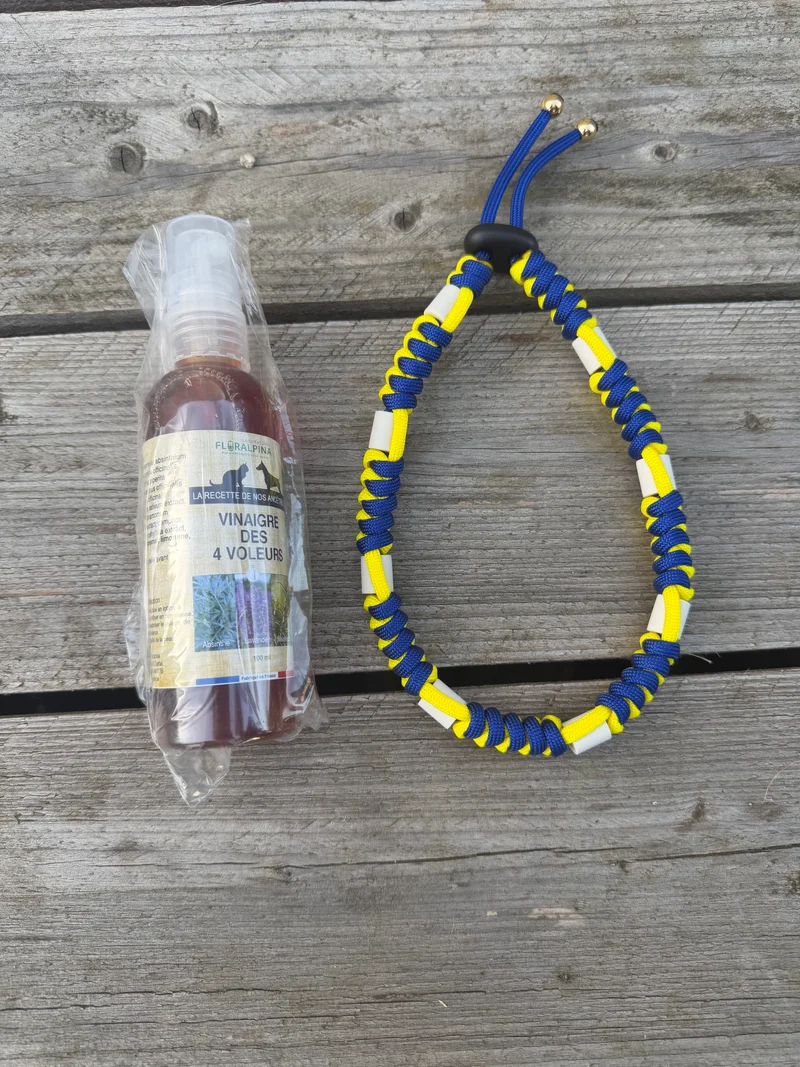 Pack anti-parasitaire (collier anti-tiques naturel + vinaigre des 4 voleurs)