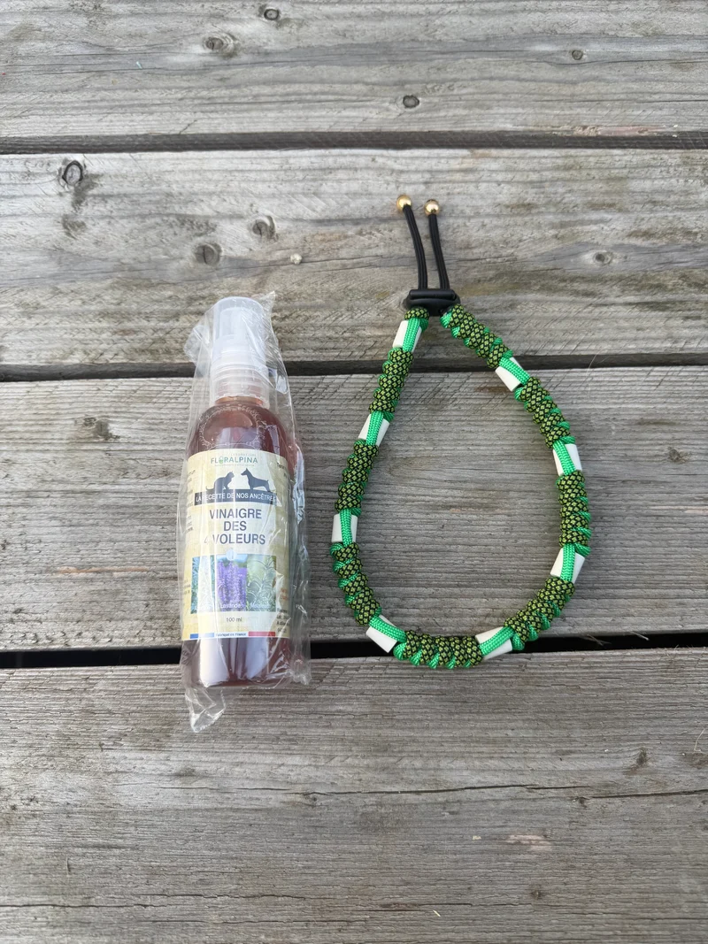 Pack anti-parasitaire (collier anti-tiques naturel + vinaigre des 4 voleurs)