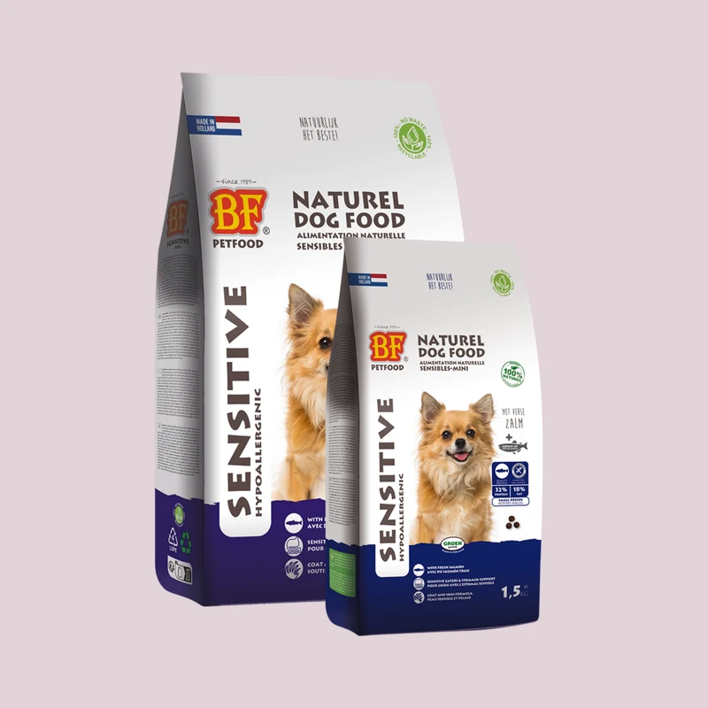 Croquettes Hypoallergénique au saumon sans céréales pour chien de petite taille