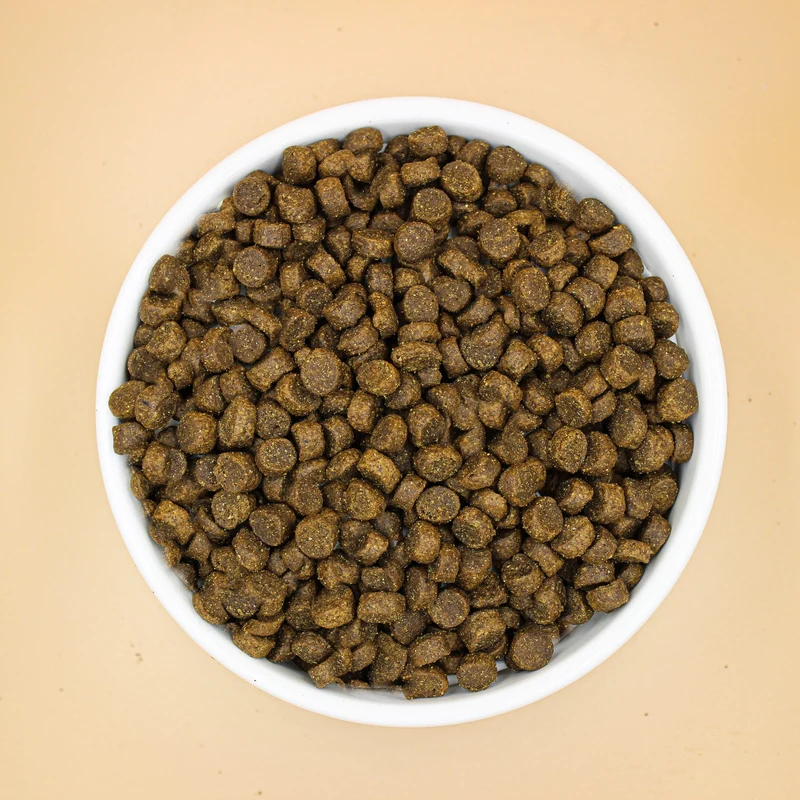 Croquettes au poulet sans céréales pour chien adulte de petite taille