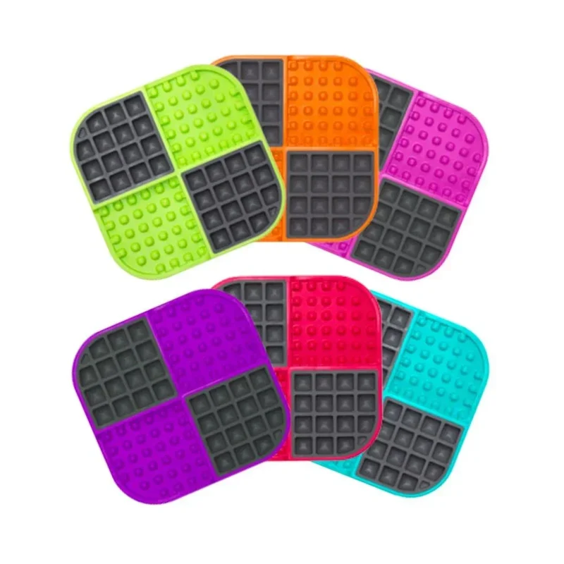 Lickimat Slomo – Tapis de léchage et gamelle anti-glouton pour chien et chat