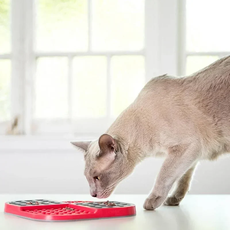 Lickimat Slomo – Tapis de léchage et gamelle anti-glouton pour chien et chat